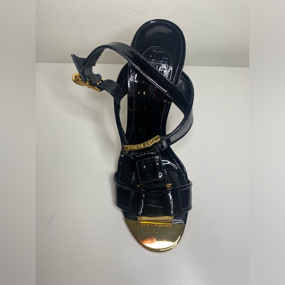 TORY BURCH Logo Patemt Heeled Slingback Sandals - Picture 12 of 15